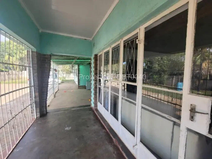 4 Bedroom House for Sale in Emerald Hill, Harare