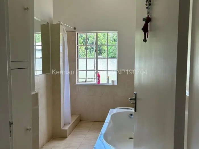 3 Bedroom House for Sale in Highlands, Harare