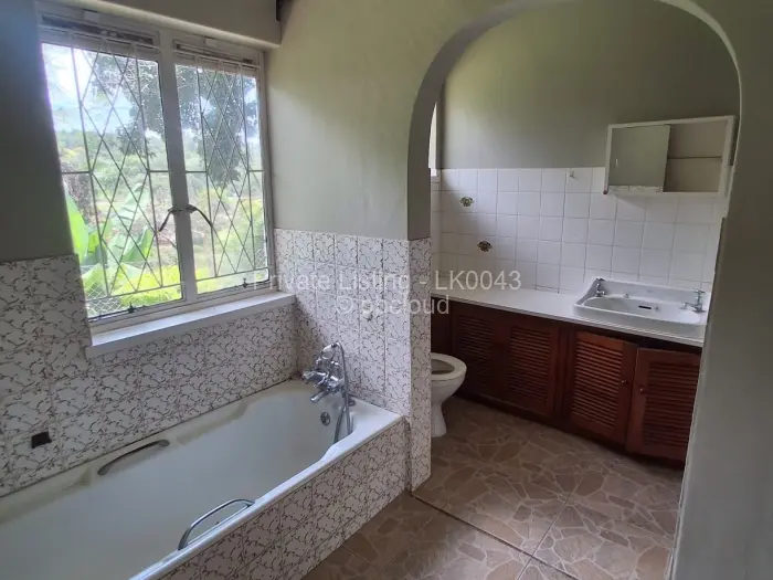 4 Bedroom House to Rent in Glen Lorne