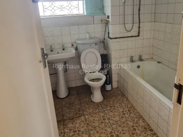 Flat/Apartment to Rent in Avenues