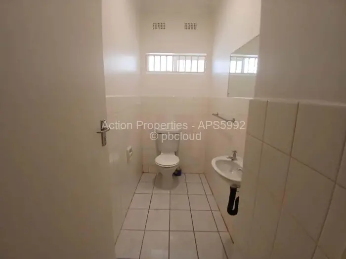 4 Bedroom House to Rent in Highlands