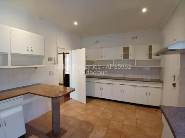 4 Bedroom House to Rent in Highlands