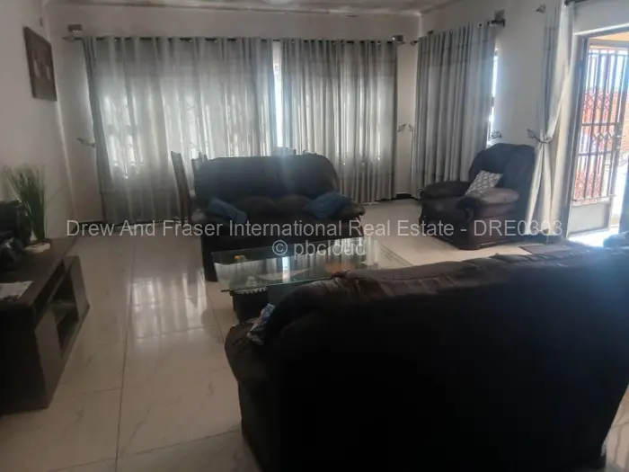 4 Bedroom House for Sale in Kadoma, Kadoma