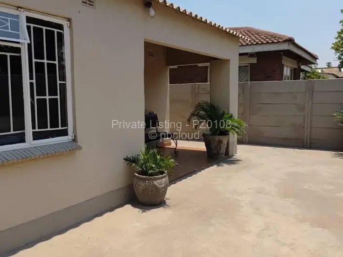 3 Bedroom House for Sale in Glen Norah, Harare