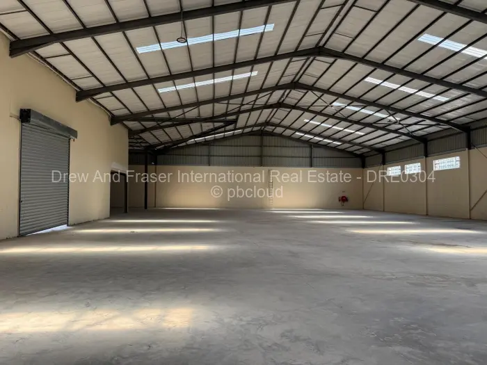 Warehouse/Industrial to Rent in Chitungwiza, Chitungwiza