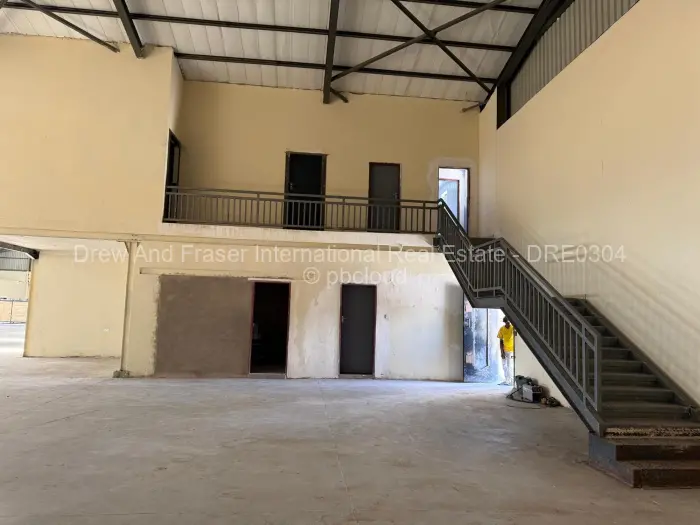 Warehouse/Industrial to Rent in Chitungwiza, Chitungwiza