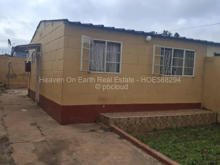 2 Bedroom House for Sale in Mabvuku, Harare