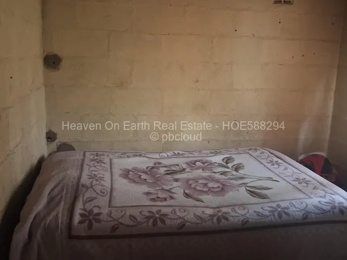 2 Bedroom House for Sale in Mabvuku, Harare