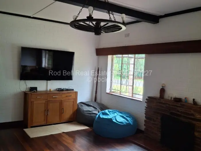 4 Bedroom House to Rent in Mandara