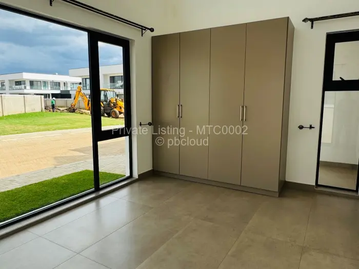 Townhouse/Cluster to Rent in Borrowdale West, Harare