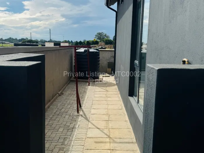 Townhouse/Cluster to Rent in Borrowdale West, Harare