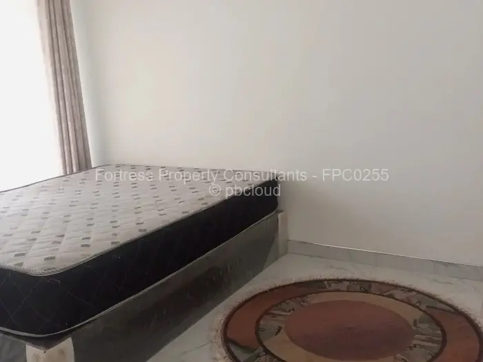 Flat/Apartment to Rent in Newlands, Harare