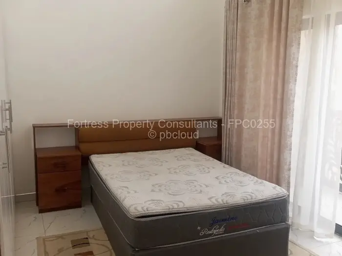 Flat/Apartment to Rent in Newlands, Harare