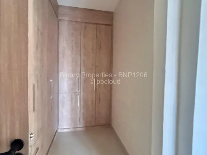 Townhouse/Cluster to Rent in Kambanji, Harare