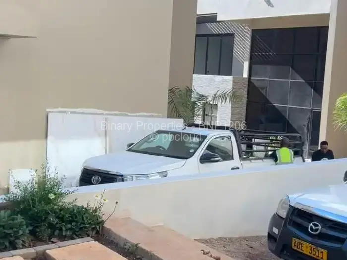 Townhouse/Cluster to Rent in Kambanji, Harare