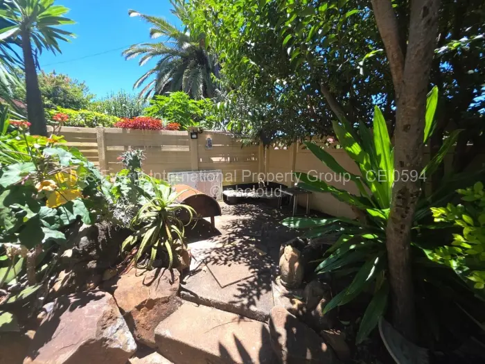 3 Bedroom House for Sale in Paddonhurst, Bulawayo