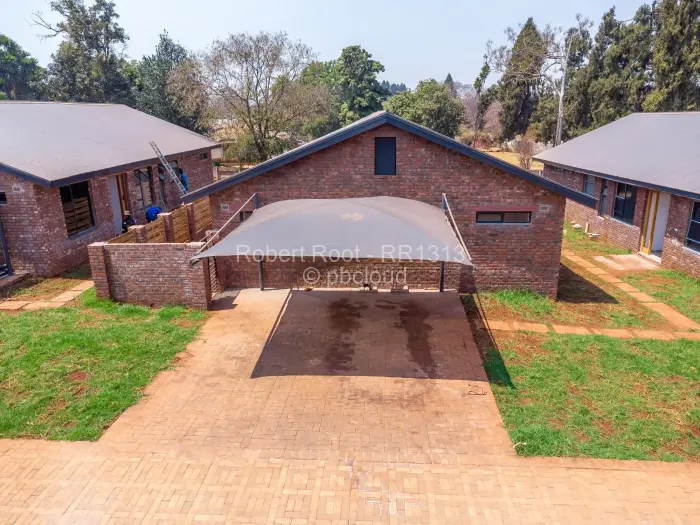 Townhouse/Cluster for Sale in Greendale, Harare