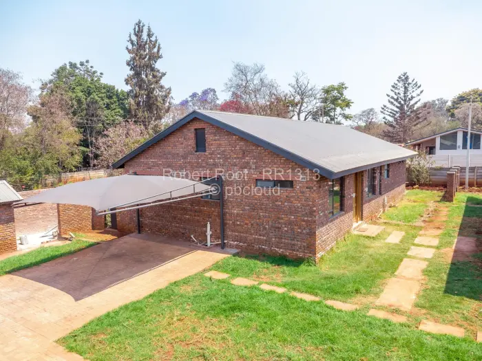Townhouse/Cluster for Sale in Greendale, Harare