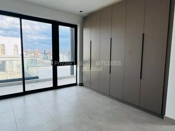 Townhouse/Cluster to Rent in Borrowdale West