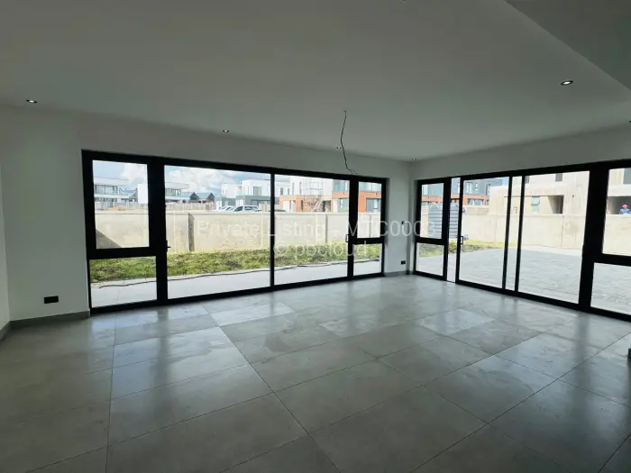 Townhouse/Cluster to Rent in Borrowdale West