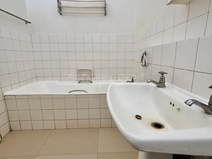 2 Bedroom Cottage/Garden Flat to Rent in Avondale