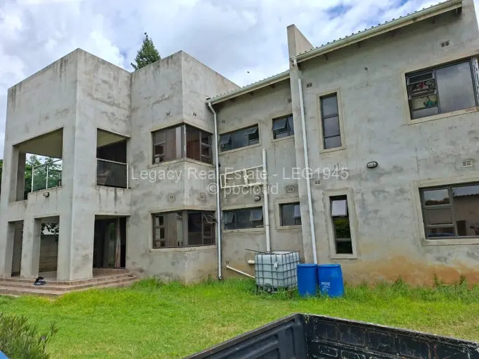 6 Bedroom House for Sale in Avondale West, Harare
