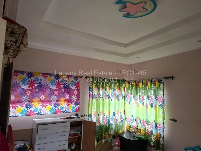 6 Bedroom House for Sale in Avondale West, Harare