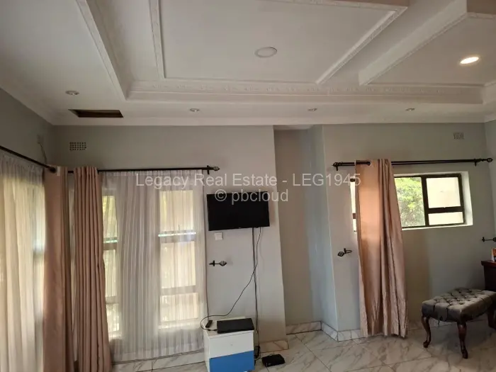 6 Bedroom House for Sale in Avondale West, Harare