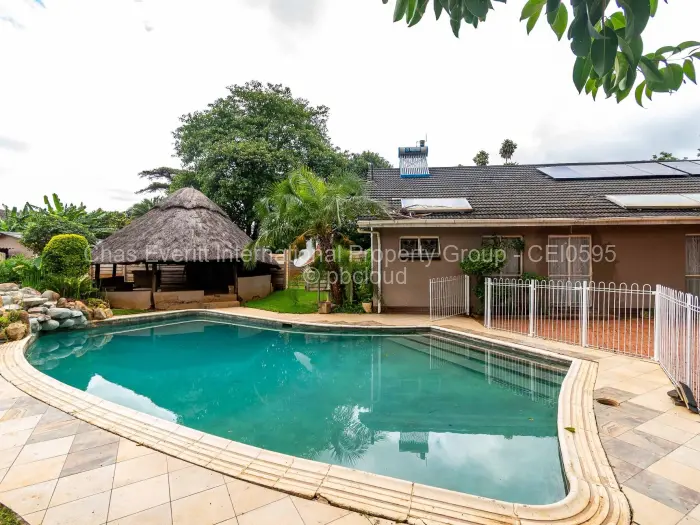 4 Bedroom House for Sale in Alexandra Park, Harare