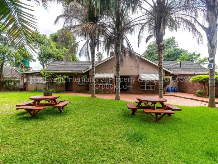 4 Bedroom House for Sale in Alexandra Park, Harare