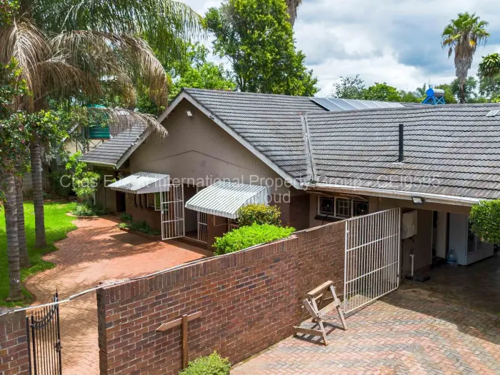 4 Bedroom House for Sale in Alexandra Park, Harare