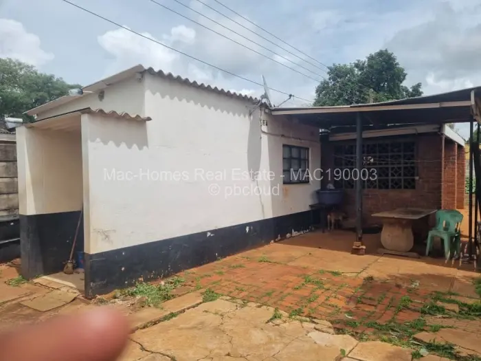 3 Bedroom House for Sale in Hillside, Harare