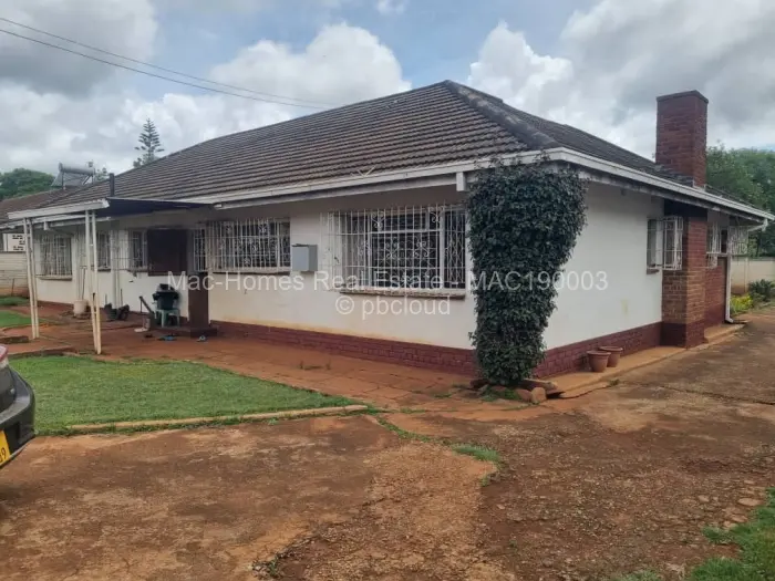 3 Bedroom House for Sale in Hillside, Harare