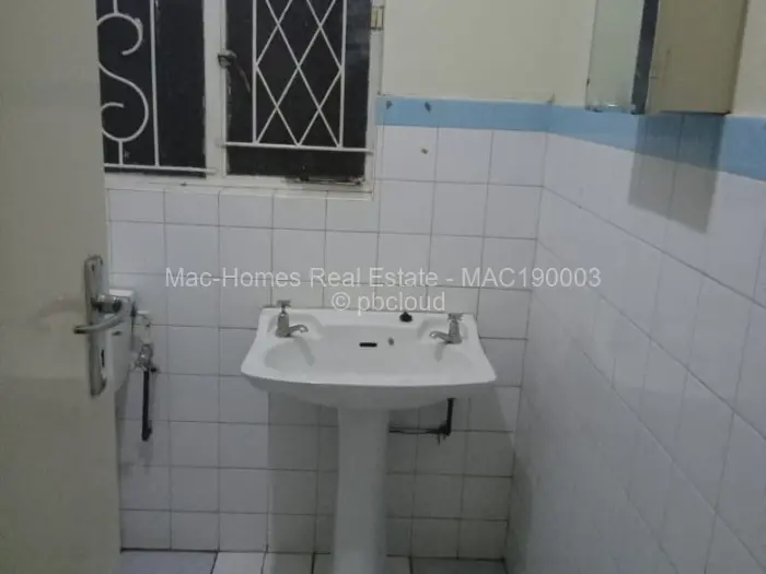 3 Bedroom House for Sale in Hillside, Harare