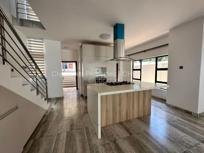 Townhouse/Cluster for Sale in Avondale, Harare