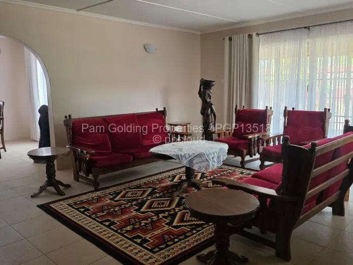 5 Bedroom House for Sale in Manningdale, Bulawayo