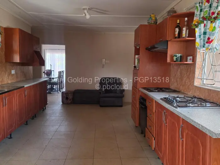 5 Bedroom House for Sale in Manningdale, Bulawayo