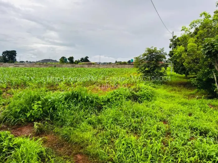 Residential Stand for Sale in Norton, Norton