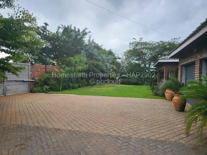 6 Bedroom House for Sale in Sandton Park, Harare