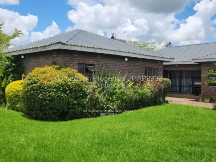 6 Bedroom House for Sale in Sandton Park, Harare