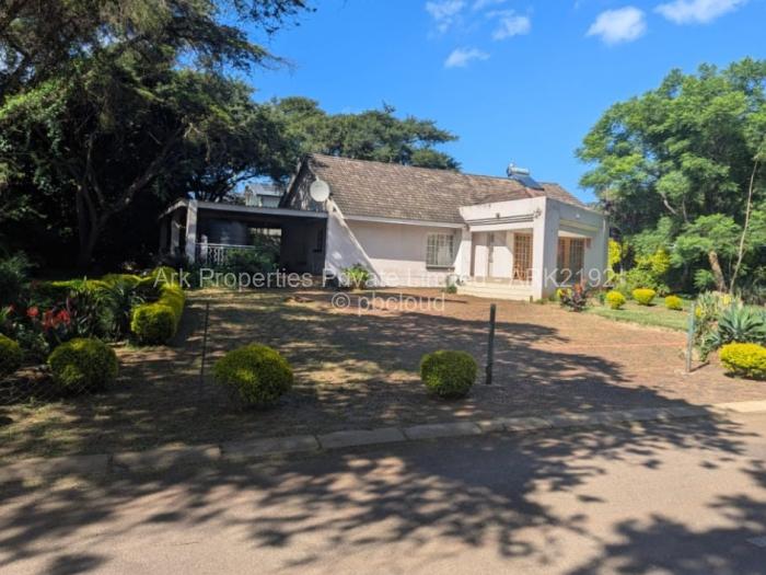 Townhouse/Cluster to Rent in Borrowdale Brooke, Harare