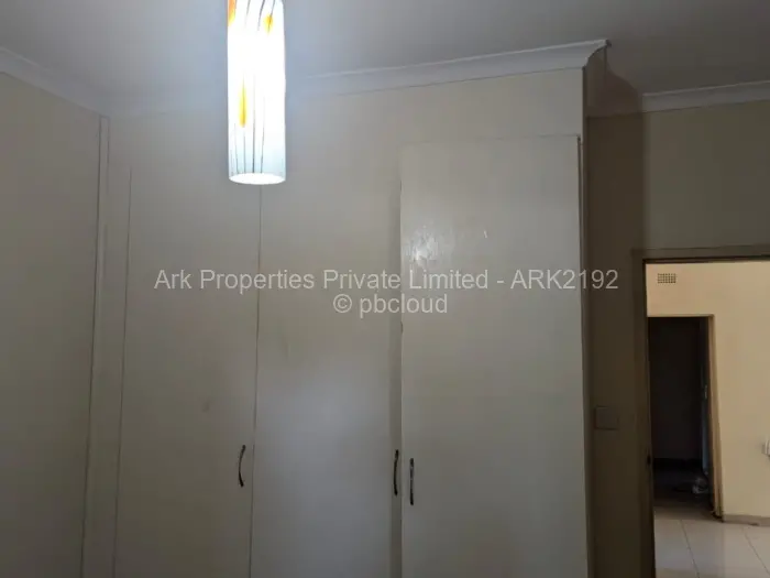 Townhouse/Cluster to Rent in Borrowdale Brooke, Harare