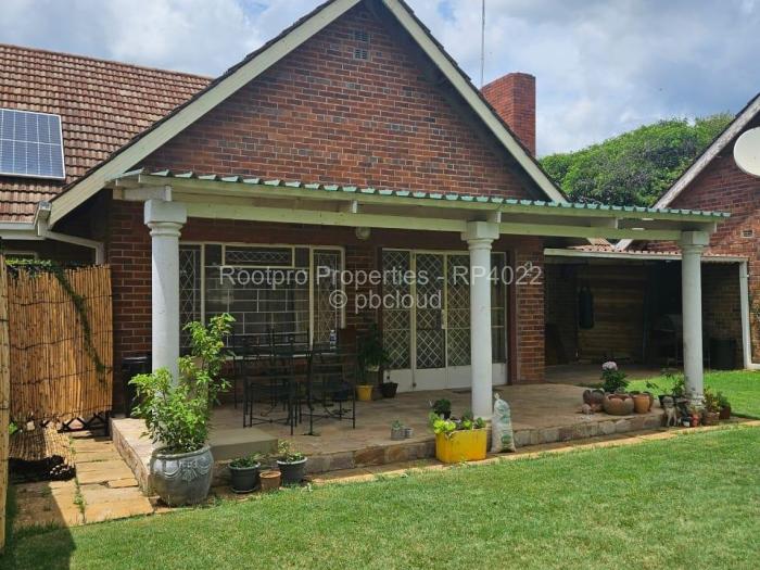 6 Bedroom House for Sale in Mount Pleasant, Harare