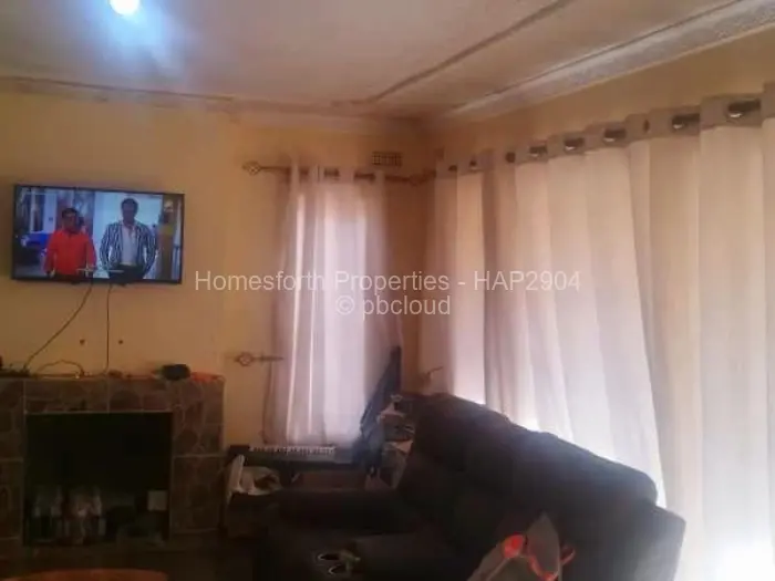 4 Bedroom House for Sale in Mainway Meadows, Harare