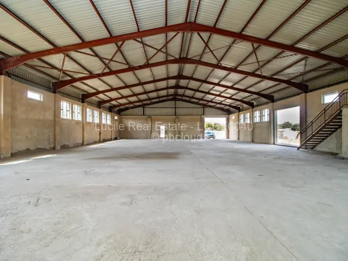 Warehouse/Industrial for Sale in Chitungwiza, Chitungwiza