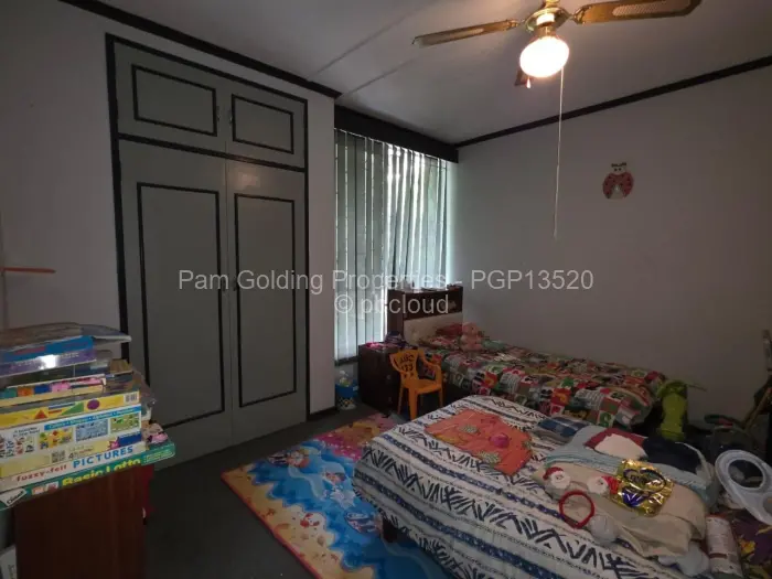 4 Bedroom House for Sale in Hillside Byo, Bulawayo