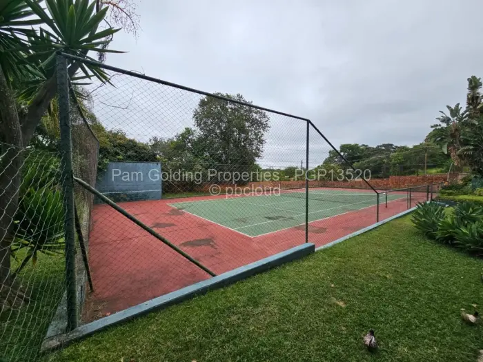 4 Bedroom House for Sale in Hillside Byo, Bulawayo