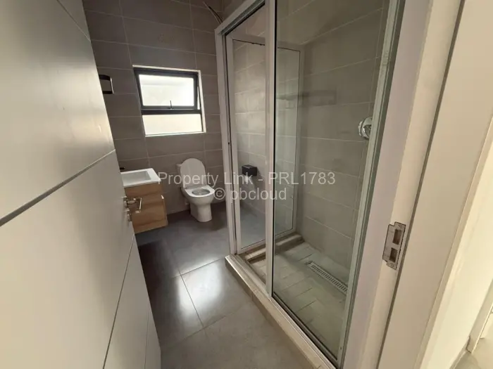 Townhouse/Cluster to Rent in Pomona