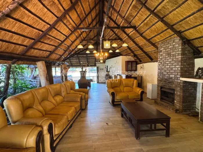 4 Bedroom House for Sale in Glen Lorne, Harare