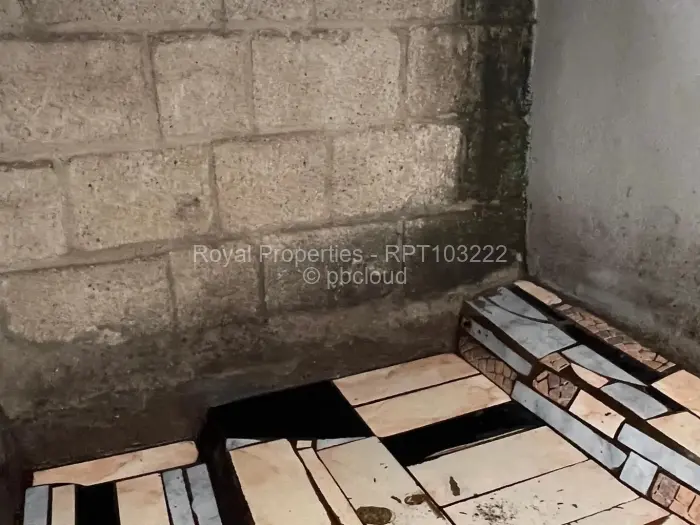 4 Bedroom House for Sale in Highfield, Harare